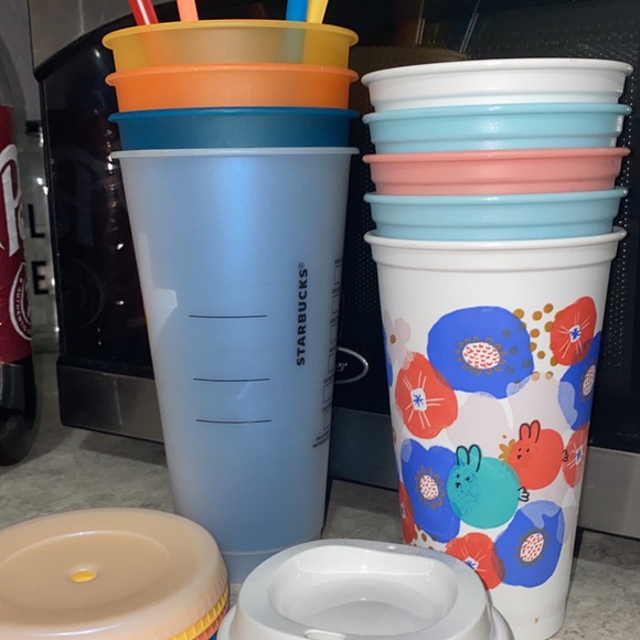Starbucks cups